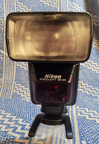 Nikon speedlight shoe - nikon,